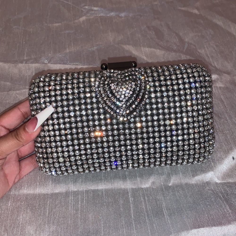 Diamond/Pearl clutch